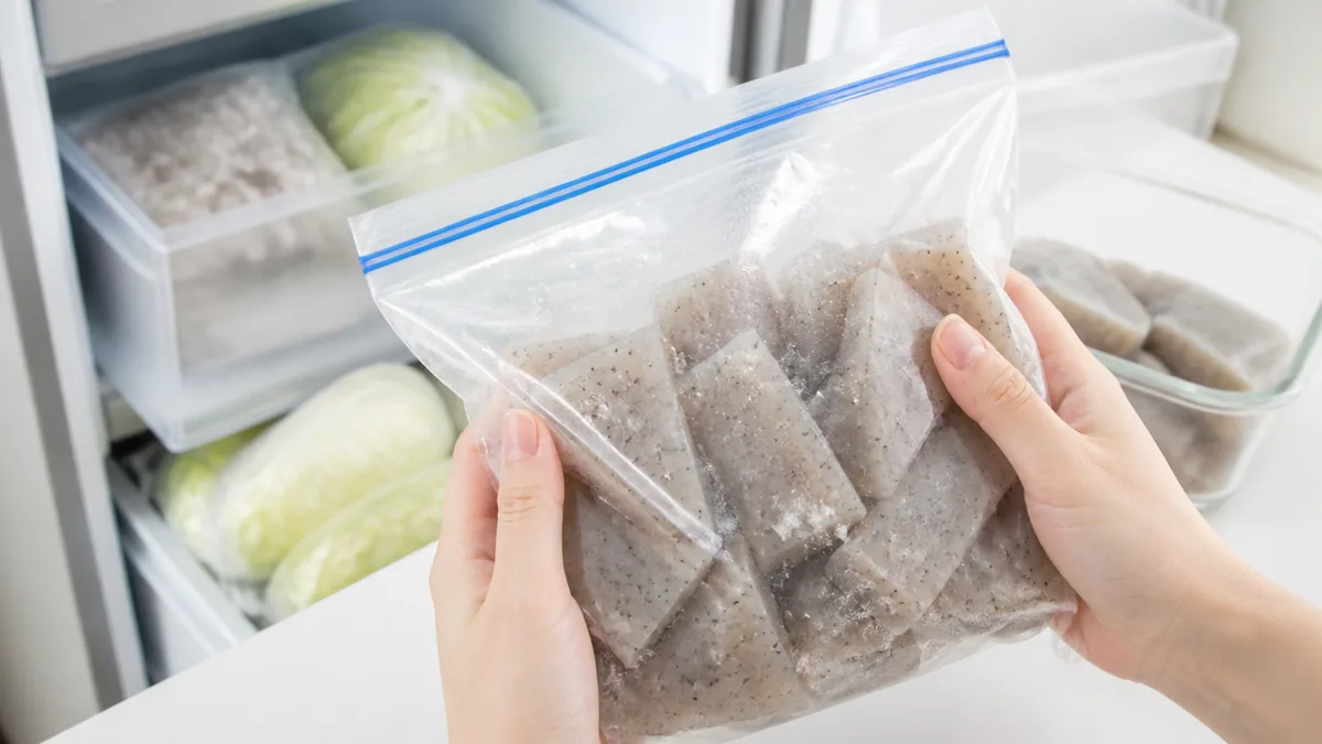 冷凍という選択肢｜食感が変わるけど無駄にしないの解説画像