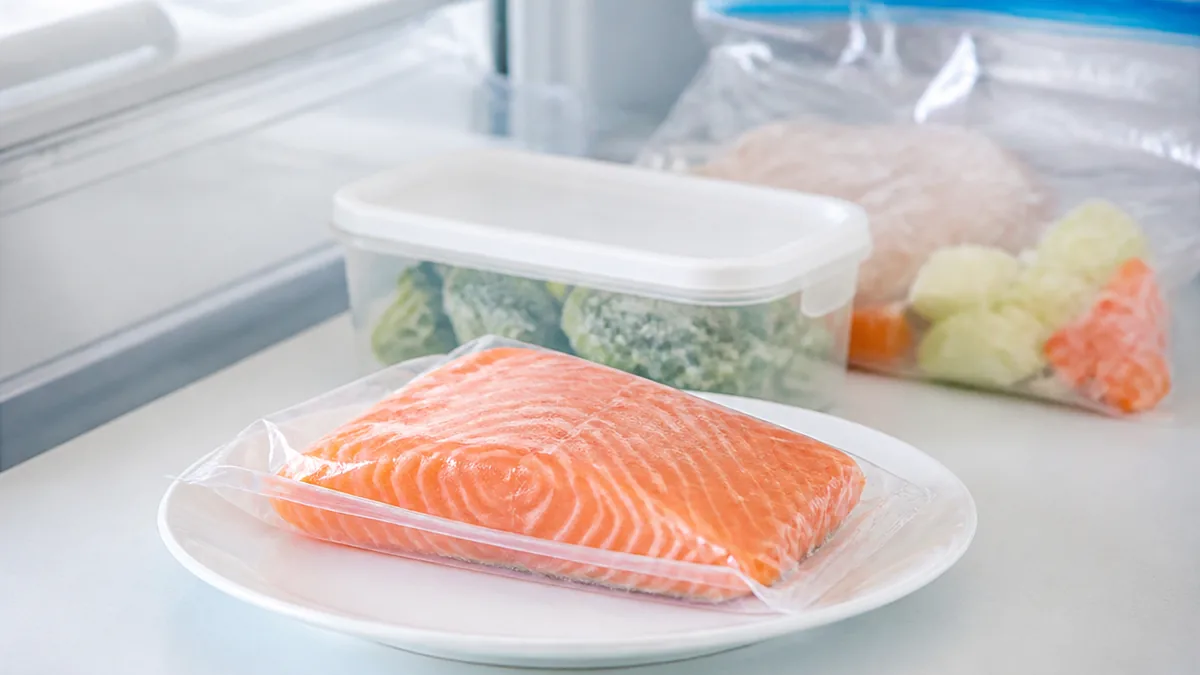 「自然解凍OK」の冷凍食品が加熱なしで食べられる本当の理由の解説画像